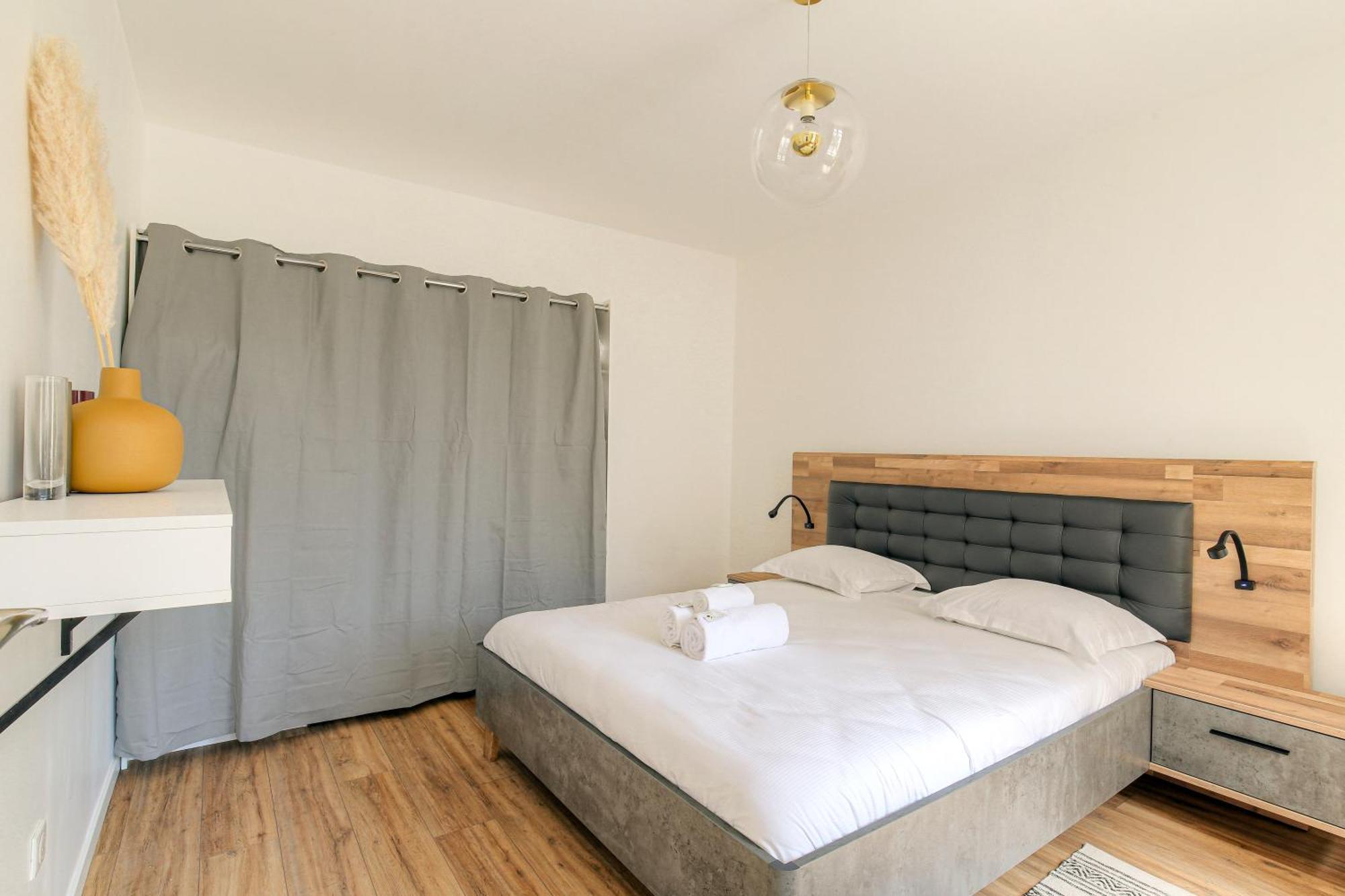 Apartment Maison Cosy Avec Terrasse A 15 Minutes De Lyon Et Wifi *